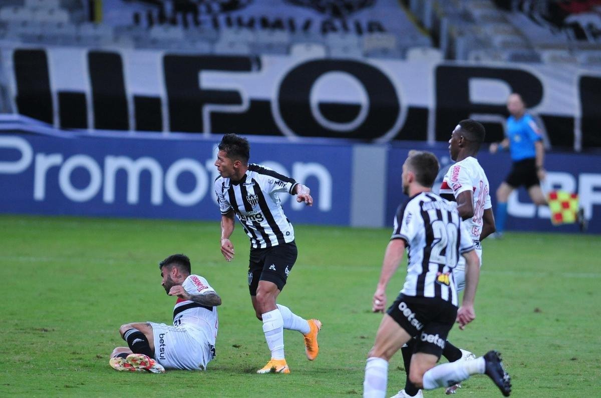 Fotos do duelo entre Atltico e So Paulo, no Mineiro, em Belo Horizonte, pela stima rodada do Campeonato Brasileiro