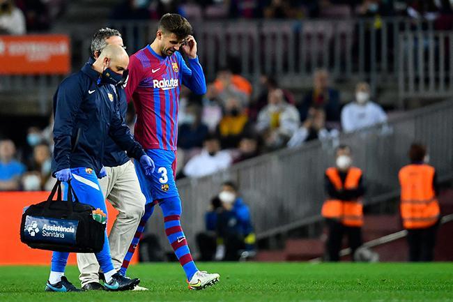 Piqué aumenta lista de lesionados do Barcelona