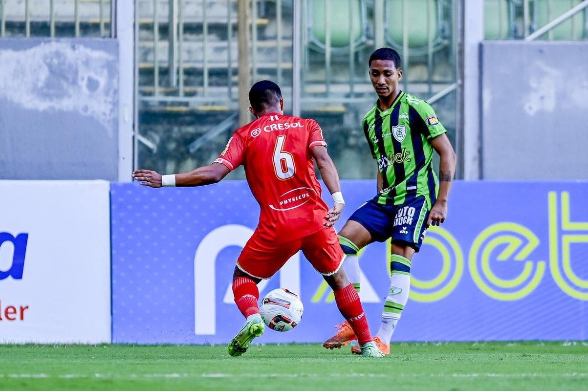 O Amrica recebeu o Tombense neste sbado (19), em jogo vlido pela 11 rodada do Campeonato Mineiro. Sem pblico, a partida foi realizada no Estdio Independncia, em Belo Horizonte.