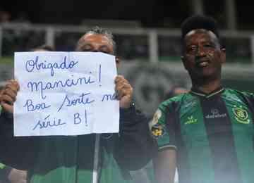 Técnico que trocou Coelho pelo tricolor foi chamado de 'mercenário' 
