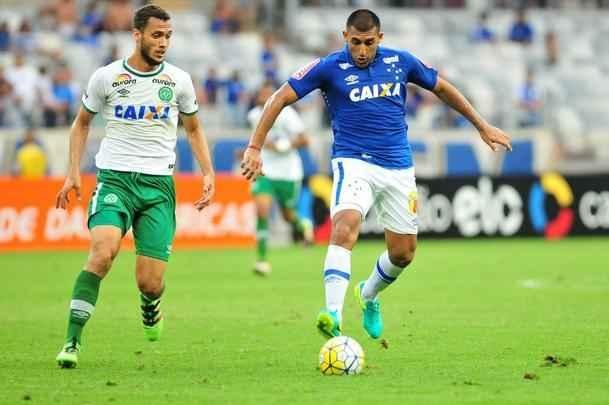 Fotos de Cruzeiro x Chapecoense, no Mineiro, pela 31 rodada do Brasileiro (Ramon Lisboa/EM D.A Press)