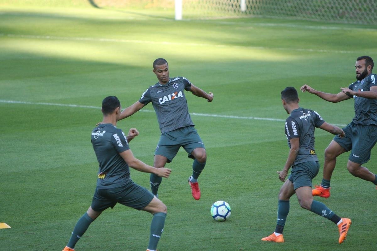 Atltico se prepara para enfrentar o Paran; veja fotos