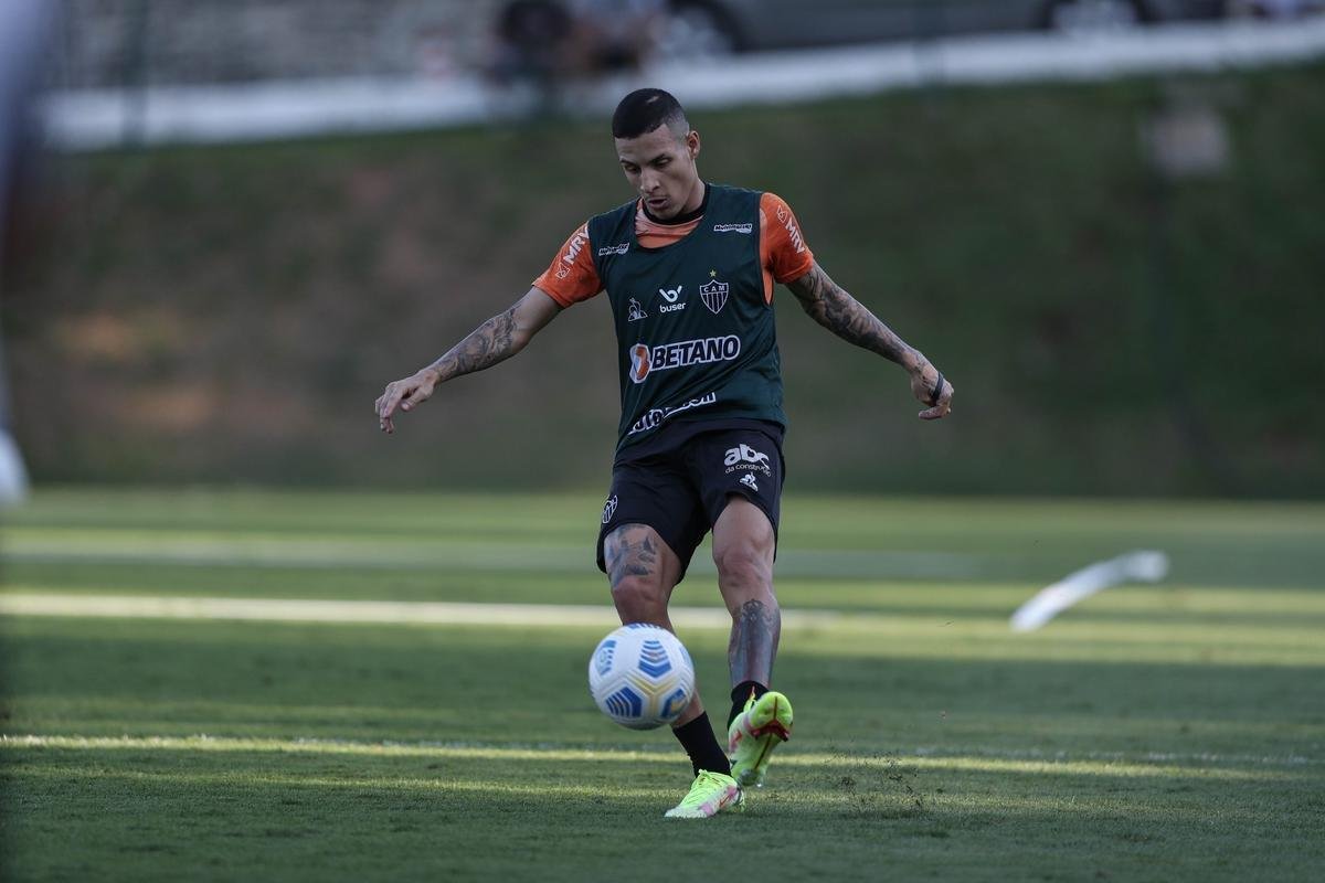 Fotos do primeiro treino de Diego Costa pelo Atltico