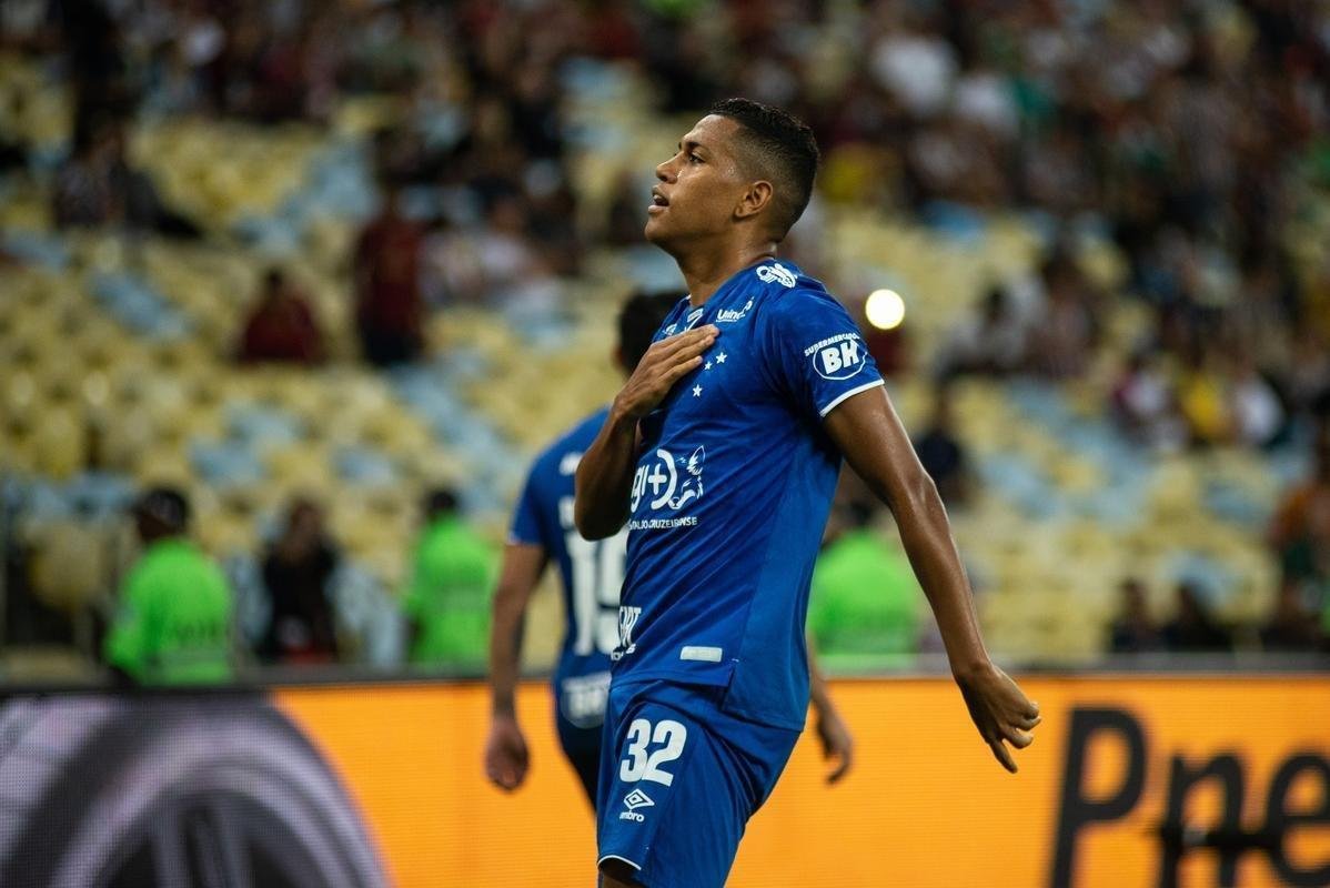 No segundo tempo, Pedro Rocha aproveitou chance em contra-ataque e marcou o gol do Cruzeiro