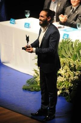 Ex-lateral Sorn foi um dos homenageados em posse de Wagner Pires de S