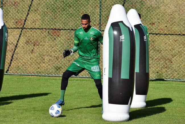 Treinamentos do Coelho para enfrentar o Internacional pela Série A