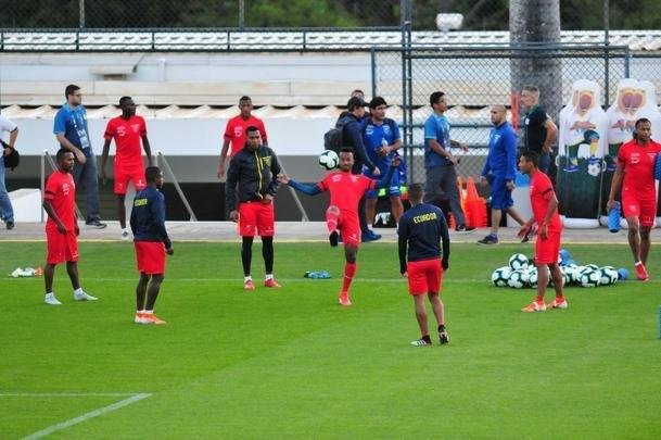 Jogadores do Equador participaram de segundo trabalho no Sesc Venda Nova, na Regio Norte de Belo Horizonte