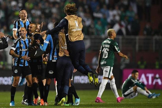 Quartas de final de 2019 - Palmeiras venceu o Grmio por 1 a 0 fora de casa no primeiro jogo. Na segunda partida, perdeu em casa por 2 a 1 e foi eliminado. 