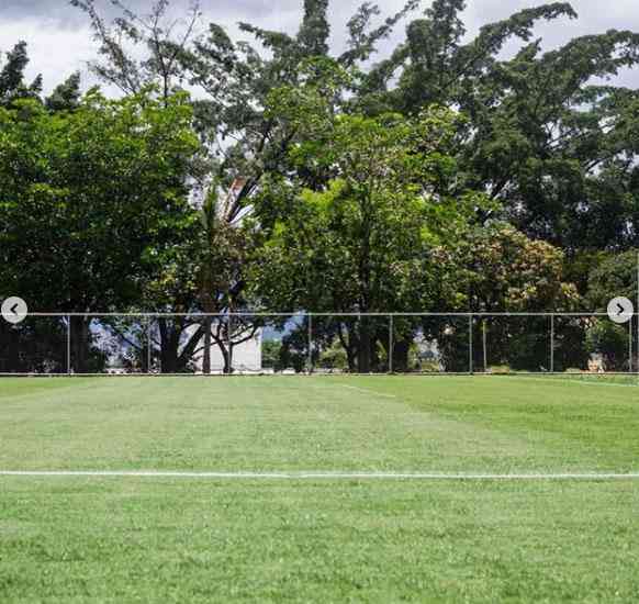Presidente do Cruzeiro, Srgio Santos Rodrigues postou fotos do campo 3 reformado em sua pgina no Instagram