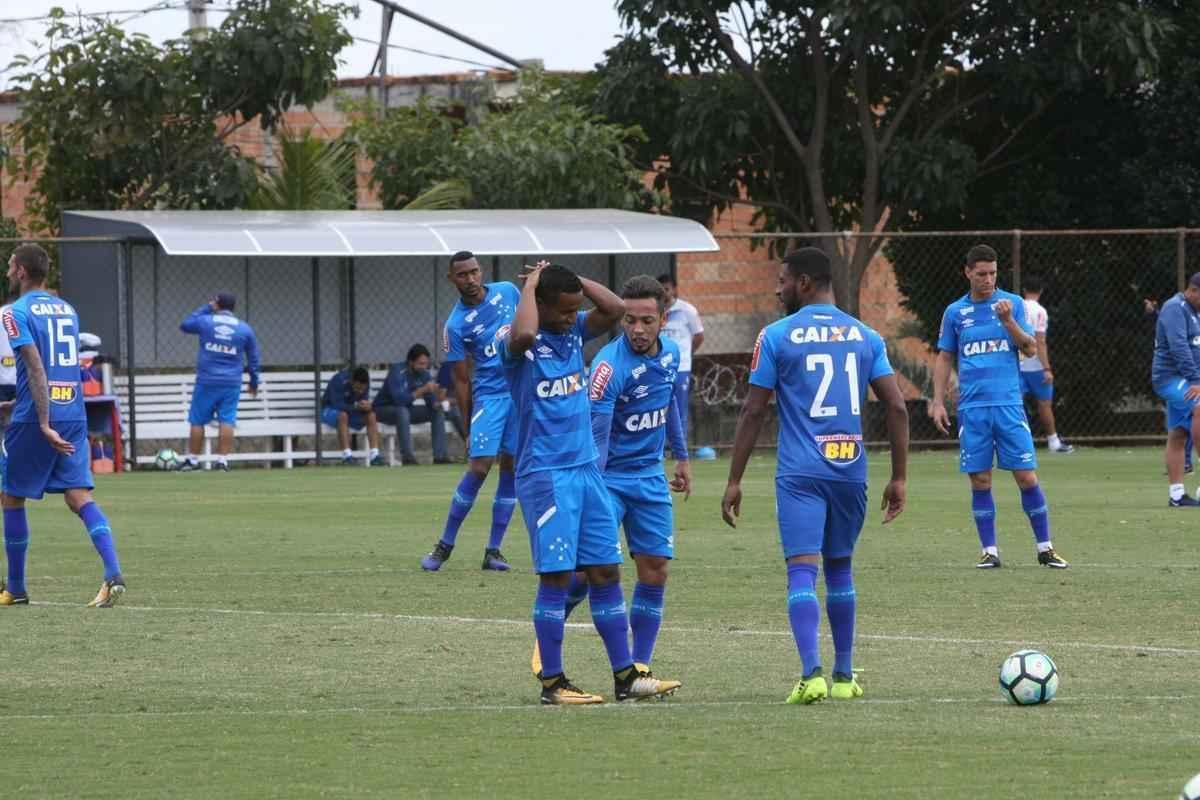 Imagens do treino do Cruzeiro na manh desta quarta-feira, 2 de agosto, na Toca da Raposa II