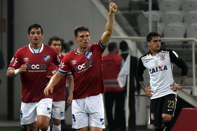 Oitavas de final de 2016: Nacional-URU 0 x 0 Corinthians (Nacional se classificou fora de casa com empate por 2 a 2).