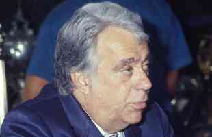 Csar Masci (1991-94) - presidente do Cruzeiro no perodo das conquistas das Supercopas, em 1991 e 92, e da primeira Copa do Brasil, em 1993. Voltou aos bastidores da poltica celeste em 2017 e virou base de apoio do ex-presidente Wagner Pires de S, que acabou renunciando ao cargo aps o rebaixamento do clube  Srie B do Campeonato Brasileiro, em dezembro de 2019. 