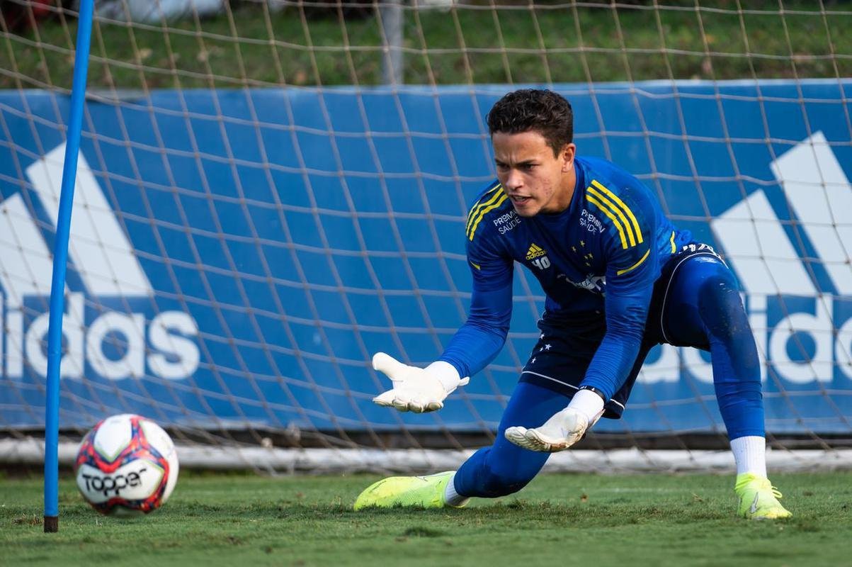 Fotos do treino do Cruzeiro desta segunda-feira (27/9)
