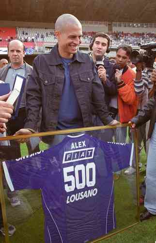 Imagens do meia Alex, campeão da Tríplice Coroa com a camisa do Cruzeiro