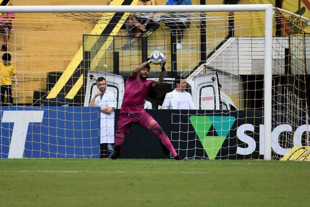 Criciúma e América se enfrentaram no Heriberto Hülse, pela terceira rodada da Série B