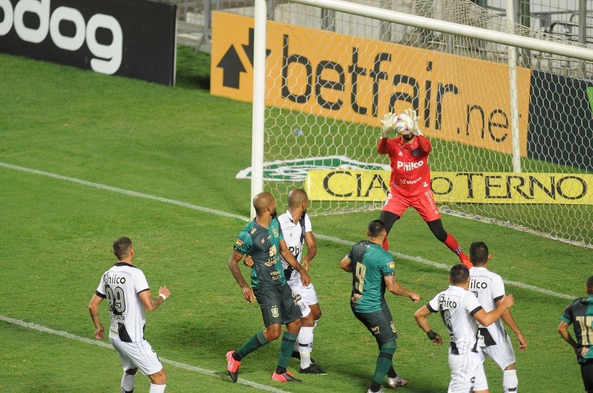 Amrica x Ponte Preta: veja fotos do jogo no Independncia