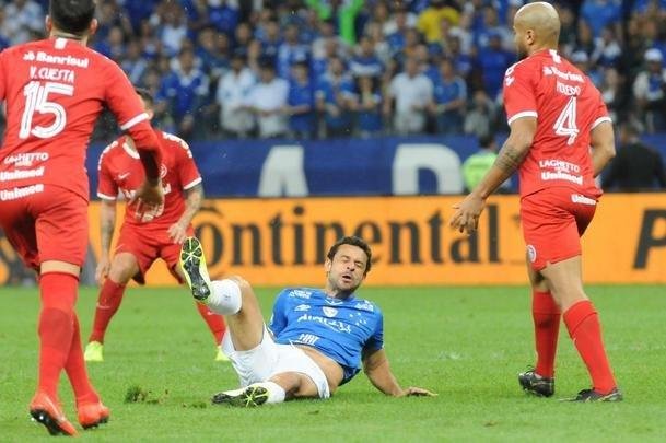Gol do Internacional deixou Cruzeiro abatido no segundo tempo