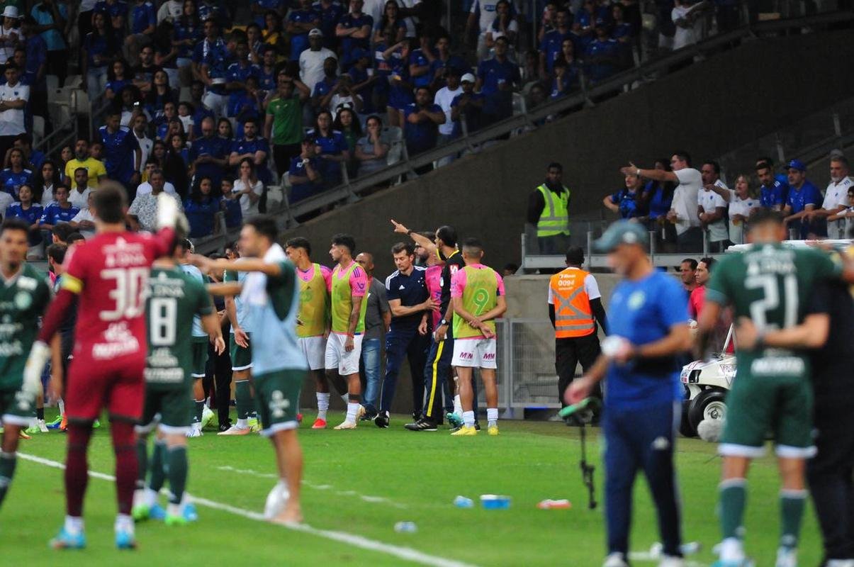 Fotos do jogo entre Cruzeiro e Guarani