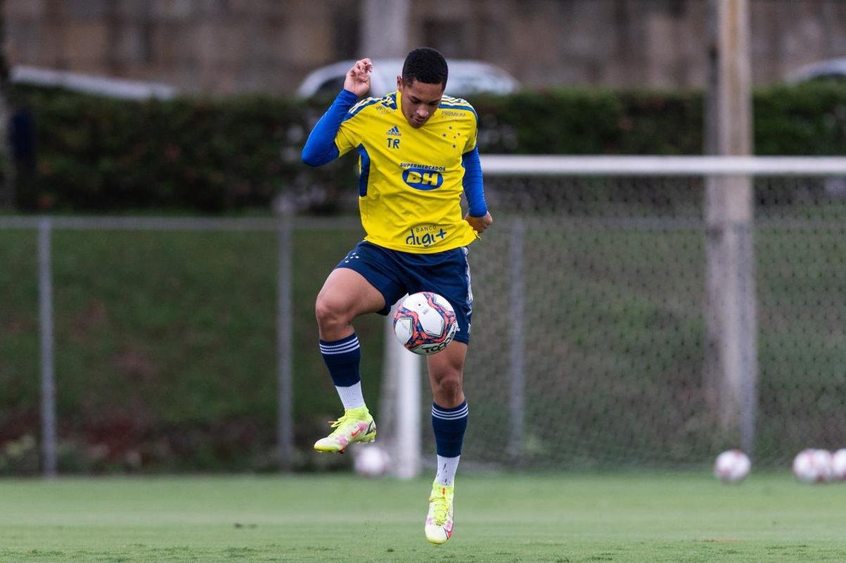 Fotos do treino do Cruzeiro nesta quarta-feira (20/10) na Toca II