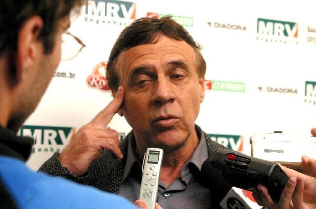 Humberto Ramos - ex-tcnico, ex-diretor e campeo de 1971, 72 anos: 