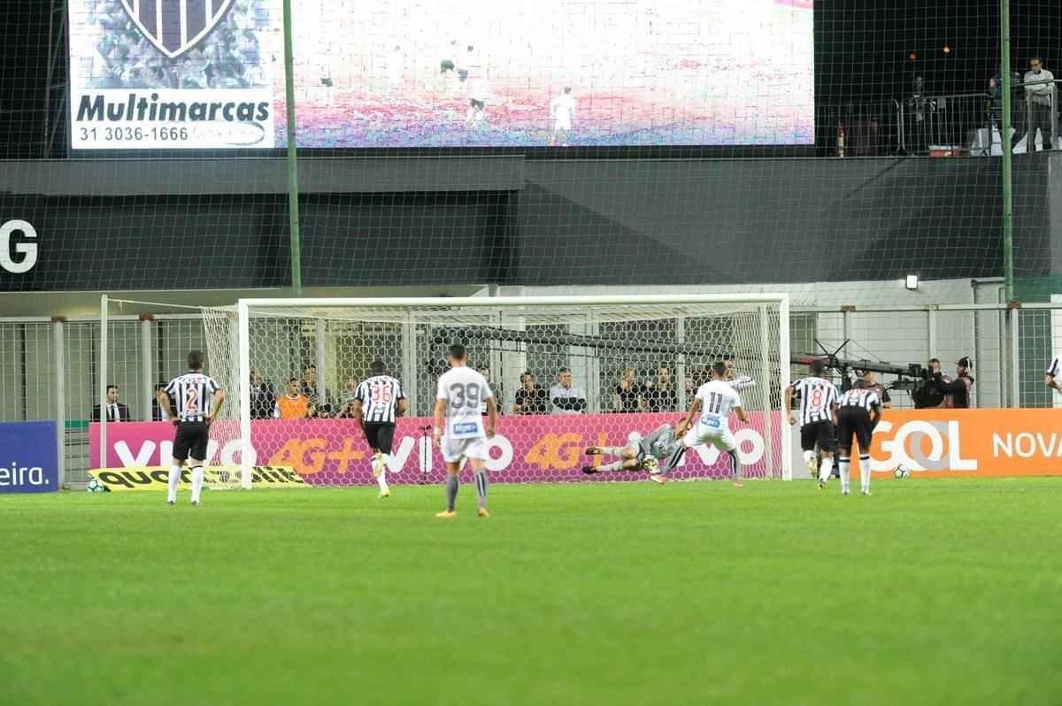 Atltico e Santos se enfrentaram, no Independncia, pela 13 rodada do Campeonato Brasileiro