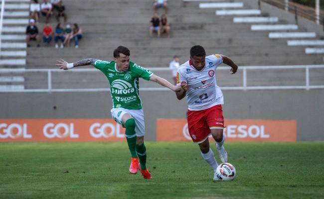 Partida pela 36ª rodada da Série B do Brasileiro será nesta sexta-feira (21/10), às 19h15, na Arena Condá, em Chapecó