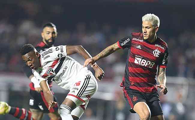 Flamengo e So Paulo se enfrentaro no Maracan no jogo de volta das semifinais da Copa do Brasil