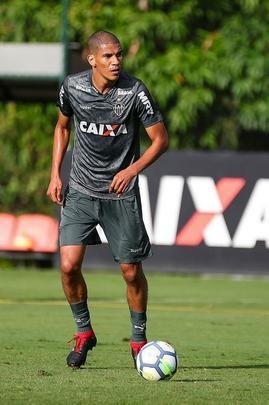 Fotos do último treino comandado por Thiago Larghi no Atlético