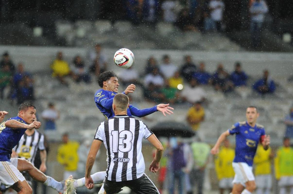 Fotos do jogo entre Cruzeiro e Democrata-GV, no Mineiro, em BH, pela quinta rodada do Campeonato Mineiro de 2022