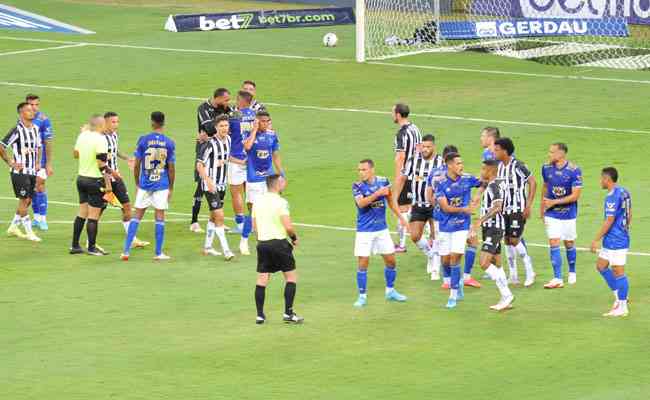 Clássico entre Atlético e Cruzeiro foi válido pela nona rodada do Mineiro