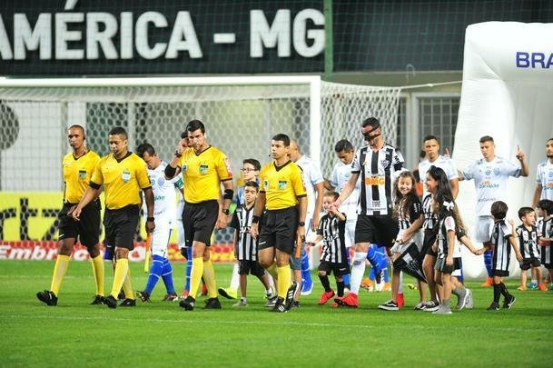 Atltico e CSA se enfrentaram no Independncia pela stima rodada do Campeonato Brasileiro