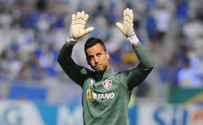 dolo histrico do Cruzeiro, goleiro Fbio, agora do Fluminense, foi reverenciado pela torcida cruzeirense no Mineiro antes de duelo entre os clubes pelas oitavas de final da Copa do Brasil