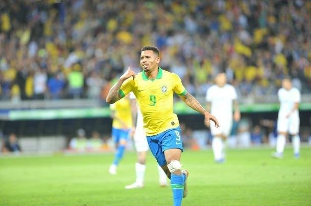 Fotos da vitria do Brasil sobre a Argentina, por 2 a 0, no Mineiro, pela semifinal da Copa Amrica; Gabriel Jesus e Firmino marcaram os gols da seleo em BH