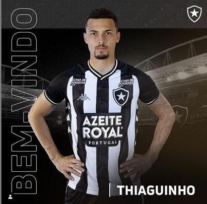 O Botafogo anunciou a contratação do volante Thiaguinho, que estava no Oeste