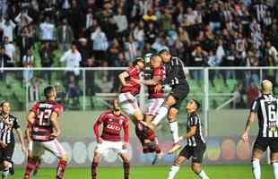 Galo pressionou no segundo tempo, mas levou gol em contragolpe: verton Ribeiro fez aps passe de Vincius Jnior: 1 a 0 Flamengo