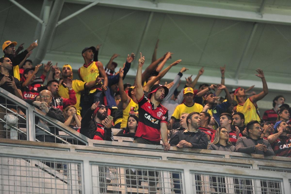 Torcida do Flamengo no jogo contra o Atltico, no Independncia, pela stima rodada do Brasileiro