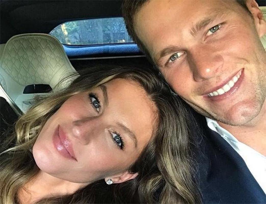 Foto da supermodelo Gisele Bndchen e de Tom Brady, jogador de futebol americano do Tampa Bay Buccaneers