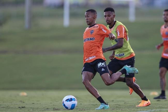 Galo fechou preparao para estreia na Libertadores com atividade no CT do Tolima