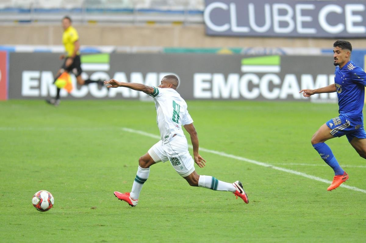 Fotos do clssico de ida da semifinal do Campeonato Mineiro, entre Cruzeiro e Amrica, no Mineiro, em Belo Horizonte