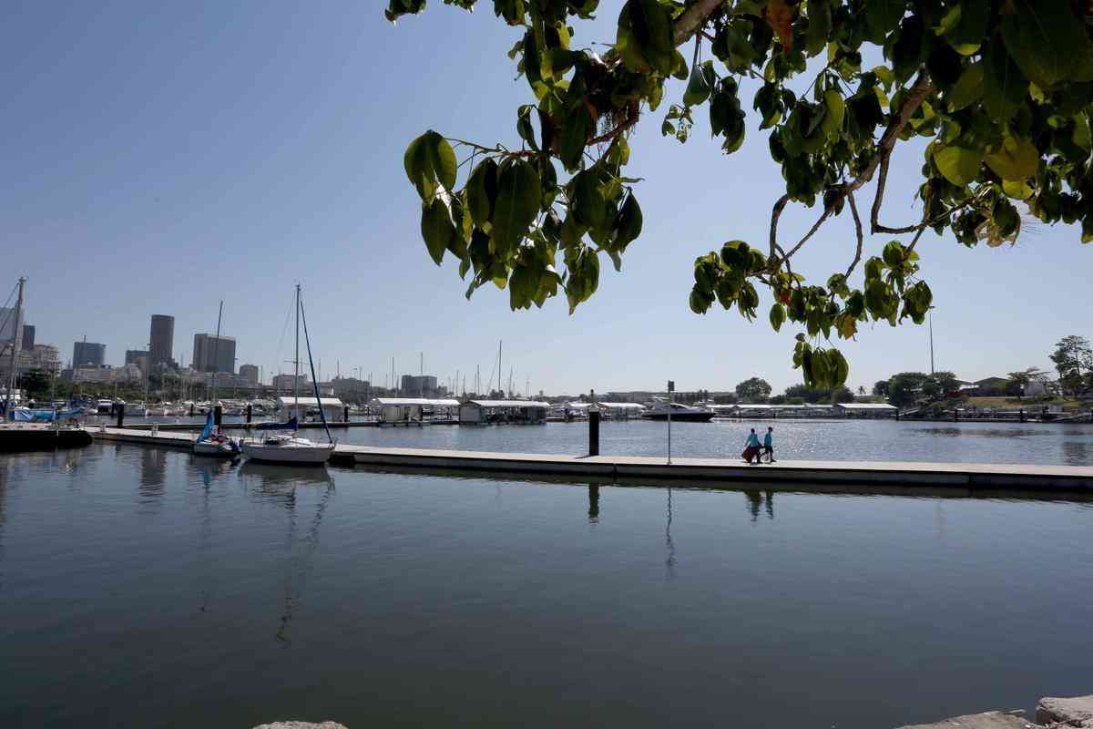 A Marina da Glria foi a primeira instalao testada para os Jogos, em agosto de 2014. A instalao fica localizada no Parque do Flamengo, no centro da cidade, e receber provas de vela (olmpica e paralmpica)