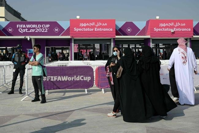 Torcedores do Equador no jogo de abertura da Copa do Mundo