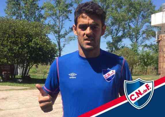 Luis Aguiar - meia se transferiu do Alianza Lima para o Nacional