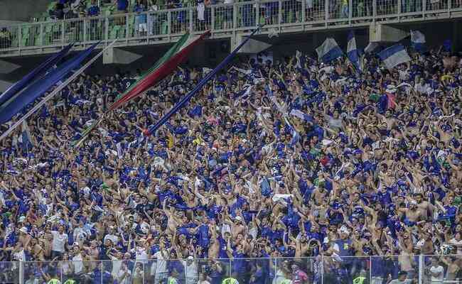 Primeiro jogo do Cruzeiro em Belo Horizonte neste Brasileiro ser com casa cheia