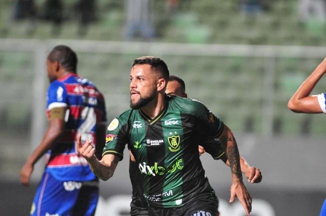 Fotos da vitria do Amrica sobre o Fortaleza, por 2 a 1, no Independncia, pela 29 rodada da Srie A do Campeonato Brasileiro