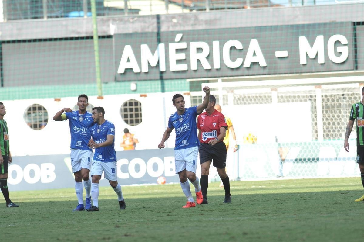 Confira fotos da partida pela semifinal do Campeonato Mineiro