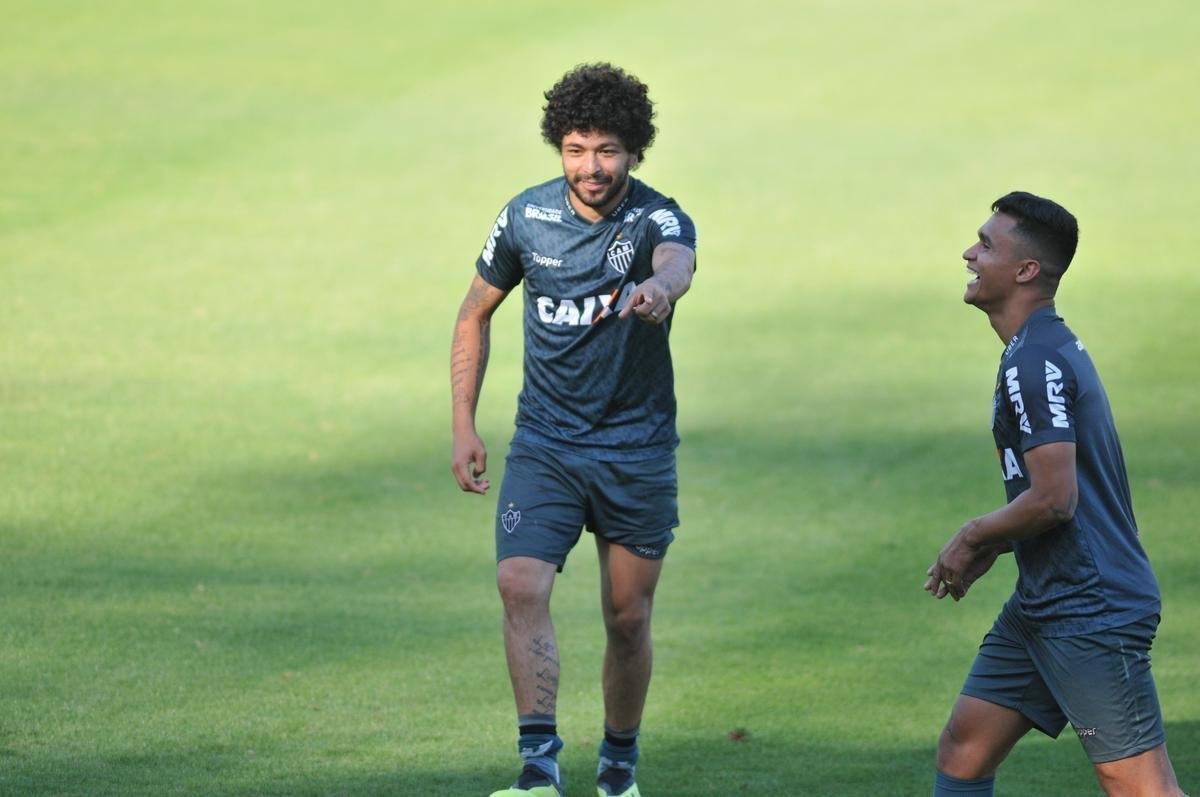 Zagueiro uruguaio Martn Rea treinou pela primeira vez com o elenco do Atltico na Cidade do Galo, j visando ao duelo de domingo, contra o Botafogo, no Rio, pelo Campeonato Brasileiro