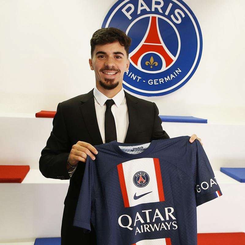 PSG: meio-campista Vitinha (ex-Porto)