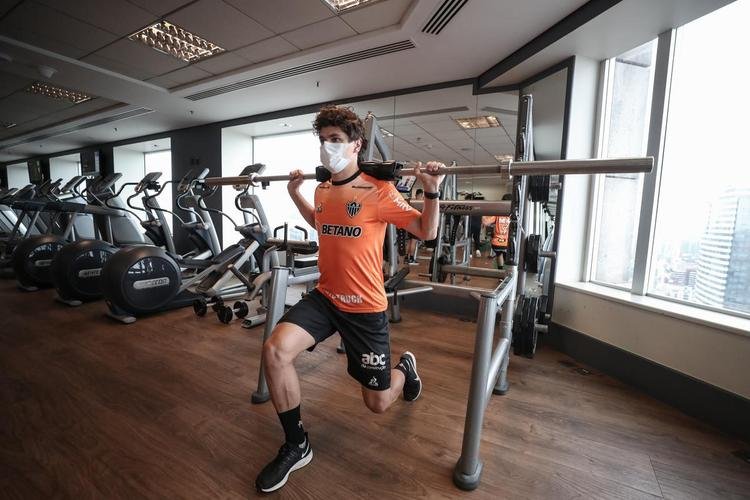 Jogadores do Atlético fizeram uma atividade regenerativa em São Paulo nesta quarta-feira, dia seguinte ao empate por 0 a 0 com o Palmeiras