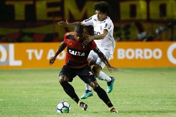 Duelo entre Sport e Atlético, na Ilha do Retiro, vale pela oitava rodada do Brasileirão
