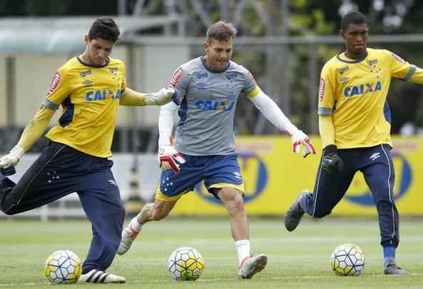 Mano comandou atividade tcnica nesta quarta, antes de Cruzeiro x Ponte, jogo de sbado, pela Srie A